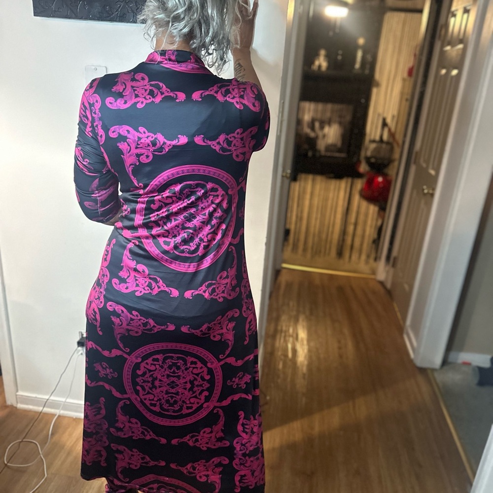 Elegant Pink and Black Patterned Dress